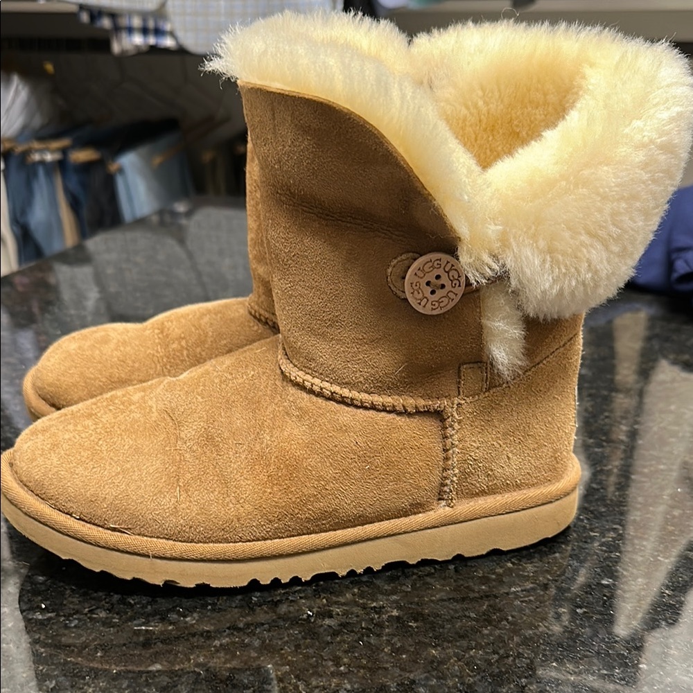 Tan Shearling Lined UGG Boots - Picture 3 of 7